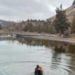 watch-—-‘a-great-start-to-2025!’:-oregon-pastor-baptizes-smiling-church-member-in-42-degree-water