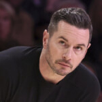 lakers-coach-jj-redick-responds-to-charles-barkley’s-rant-against-him:-‘literally-don’t-care’