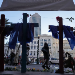 new-orleans-holds-vigil-to-mourn-victims-of-bourbon-street-terror-attack:-‘an-outpouring-of-love’