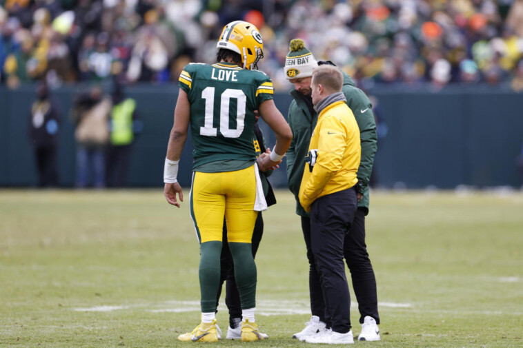 packers-qb-jordan-love-leaves-week-18-game-vs.-bears-with-elbow-injury