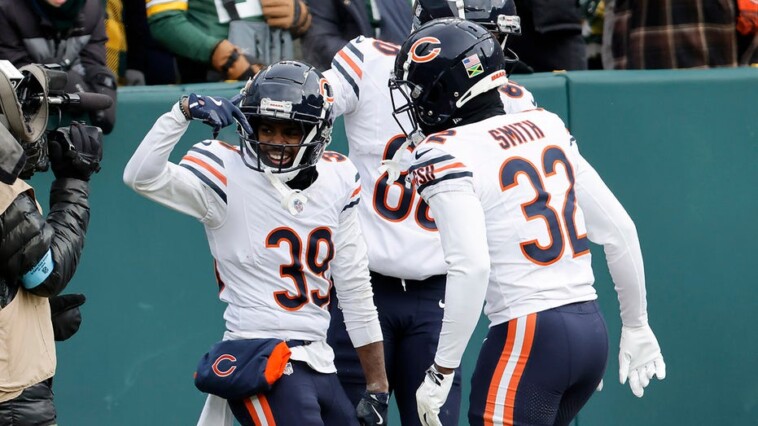 bears-shock-packers-with-punt-return-trickery-for-touchdown