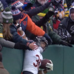 simone-biles’-husband,-jonathan-owens,-ribbed-over-lambeau-leap-fail-in-bears’-win-over-packers