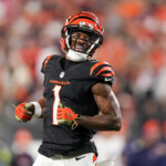 bengals-star-ja’marr-chase-becomes-6th-wide-receiver-in-super-bowl-era-to-win-triple-crown