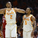 men’s-basketball-ap-poll:-tennessee-holds-strong-as-florida,-oklahoma-finally-drop