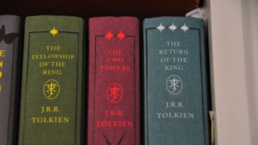 unread-lord-of-the-rings-books-look-on-as-owner-binges-movies-for-25th-time