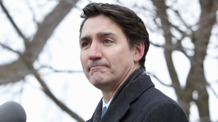 trump-mocks-trudeau,-says-he-resigned-because-he-knows-canada-should-be-51st-state