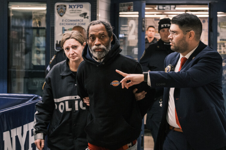 nyc-career-criminal-racked-up-54-arrests,-dealt-with-mental-health-issues-–-but-was-still-on-streets-before-alleged-subway-stabbing-spree:-sources