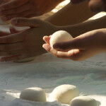 fatal-new-year’s-trend-continues-in-japan-as-2-people-choke-to-death-on-mochi-rice-cakes