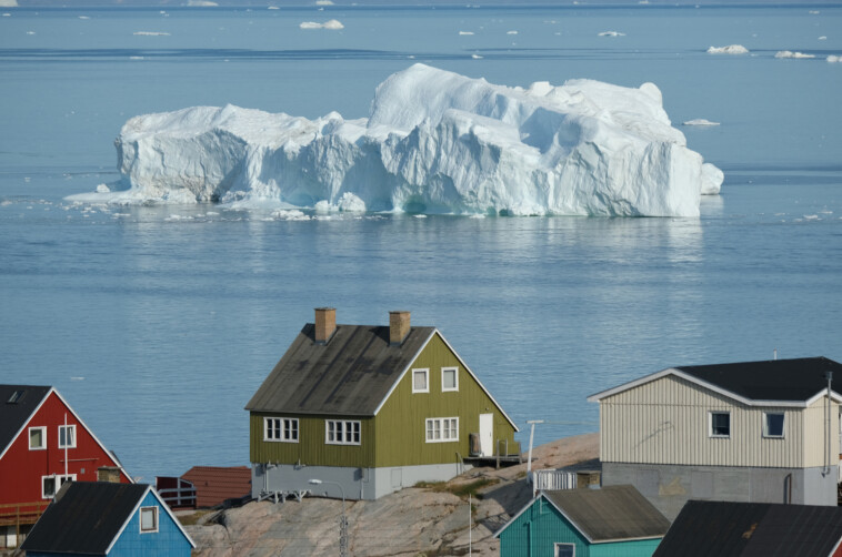 trump-won’t-rule-out-using-‘military-force’-to-acquire-greenland,-panama-canal