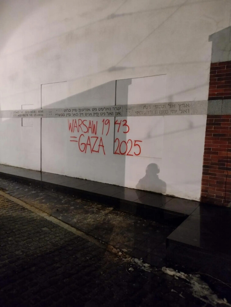 warsaw-holocaust-memorial-vandalized-with-gaza-war-graffiti