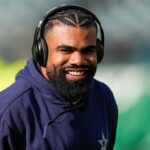 chargers-to-sign-ezekiel-elliott-ahead-of-playoff-game:-reports