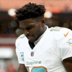 dolphins-gm-chris-grier:-tyreek-hill-‘never-asked-for-a-trade-with-me’