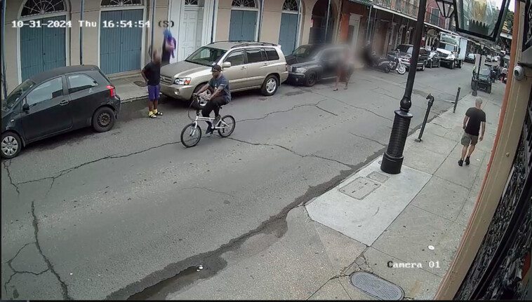 chilling-new-photo-shows-new-orleans-terrorist-shamsud-din-jabbar-calmly-prowling-french-quarter-on-bike-weeks-before-deadly-rampage