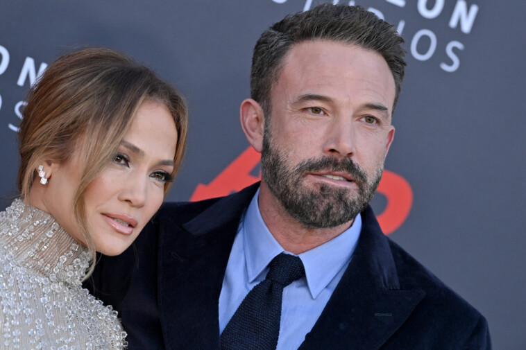 jennifer-lopez-ready-to-close-door-on-‘crazy-chapter’-after-finalizing-ben-affleck-divorce:-report