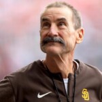 padres’-late-owner’s-widow-sues-for-control-of-team-from-his-siblings