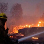 live-updates:-4-simultaneous-wildfires-threaten-lives,-homes-in-los-angeles