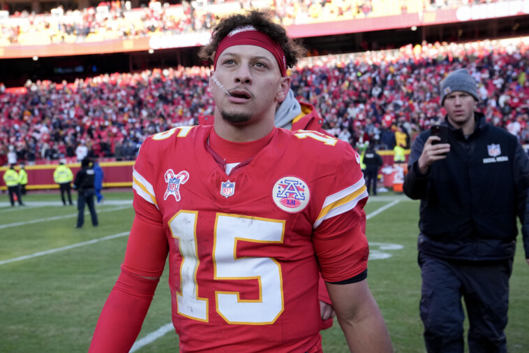 patrick-mahomes-doesn’t-hide-his-feelings-about-raiders-firing-antonio-pierce