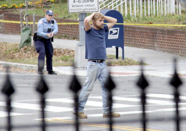 ‘pizzagate’-gunman-edgar-welch-shot-and-killed-after-flashing-firearm-during-traffic-stop-in-nc