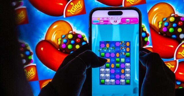 candy-crush,-tinder,-myfitnesspal-among-thousands-of-apps-exploited-to-harvest-location-data