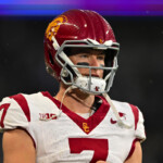 ex-usc-qb-miller-moss-rips-outlet-for-misrepresenting-post-wildfire-footage-of-strangers-playing-basketball-at-family’s-home