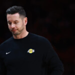 lakers-coach-jj-redick-emotionally-recounts-losing-home-to-wildfires:-‘it-is-complete-devastation’