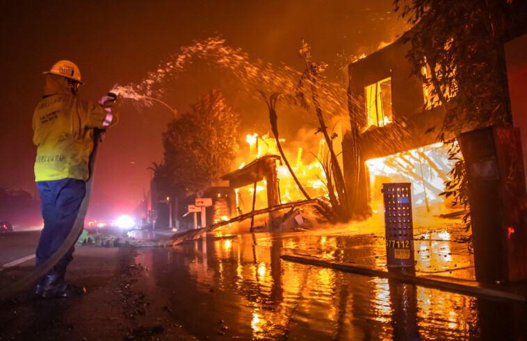 former-us.-olympic-swimmer-says-he-lost-all-10-of-his-olympic-medals-in-socal-fires