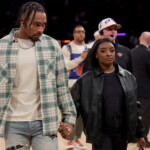 simone-biles,-jonathan-owens-sit-courtside-for-knicks-thunder-after-packed-day-in-nyc