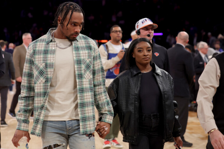 simone-biles,-jonathan-owens-sit-courtside-for-knicks-thunder-after-packed-day-in-nyc