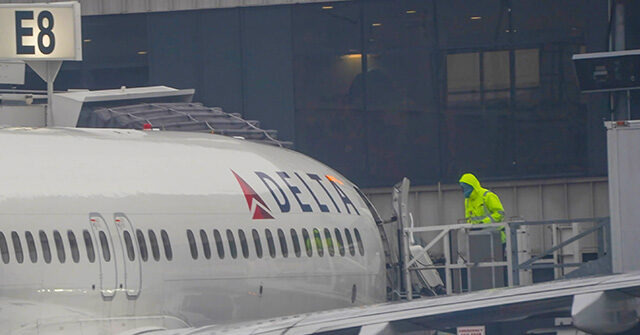 watch:-delta-passengers-evacuate-boeing-plane-during-engine-fire-at-atlanta-airport