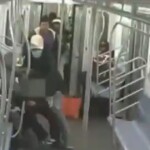 ny-subway:-homeless-man-sends-attackers-running-in-bloody-mess-as-authorities-fail-to-help