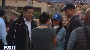 los-angeles-saved-after-meghan-markle-arrives-to-stand-around-wearing-baseball-cap