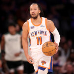 jalen-brunson-scores-44-in-knicks’-140–106-blowout-of-bucks