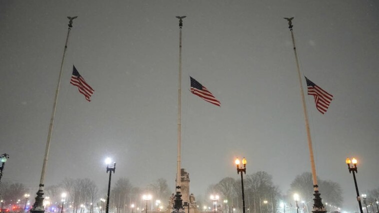 abbott-orders-flags-at-full-staff-for-trump’s-inauguration-despite-one-month-order-to-honor-carter