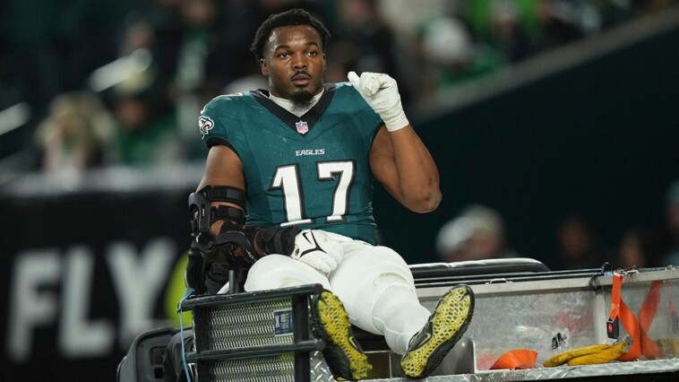 eagles-lose-key-defensive-player-for-playoffs-after-devastating-injury:-report