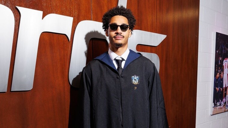 ‘yer-a-wizard,-jp’:-jordan-poole-dons-harry-potter-outfit-before-wizards-game