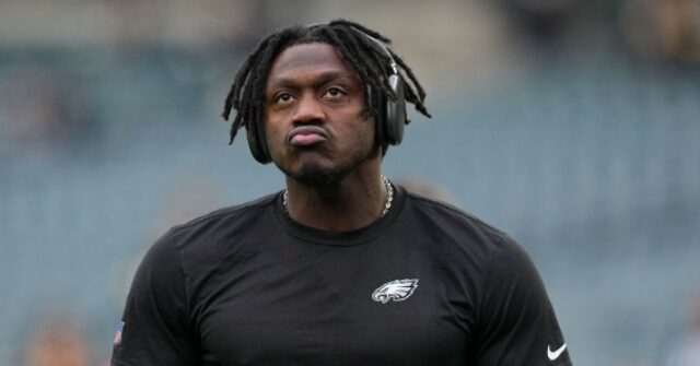 ‘inner-excellence’-tops-amazon-list-after-eagles-star-seen-reading-it-during-game