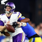 sam-darnold’s-disastrous-playoff-debut-on-heels-of-lions-loss-leaves-vikings-with-a-big-offseason-decision