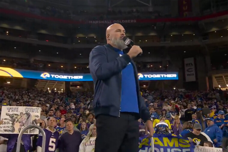 andrew-whitworth-delivers-inspiring-speech-before-rams’-playoff-game-after-la-wildfires