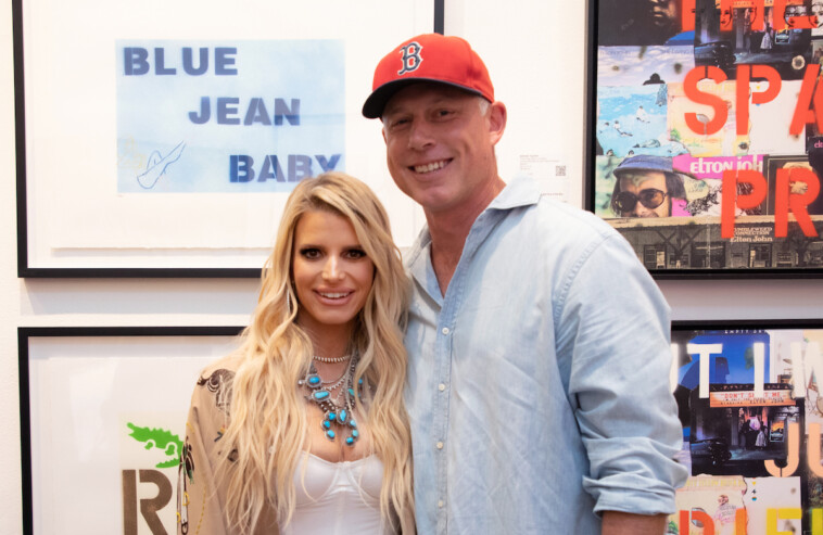 jessica-simpson-announces-divorce-after-10-years-of-marriage