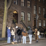 owner-of-carrie-bradshaw’s-‘sex-and-the-city’-brownstone-asks-nyc-for-gate-to-block-pesky-fans