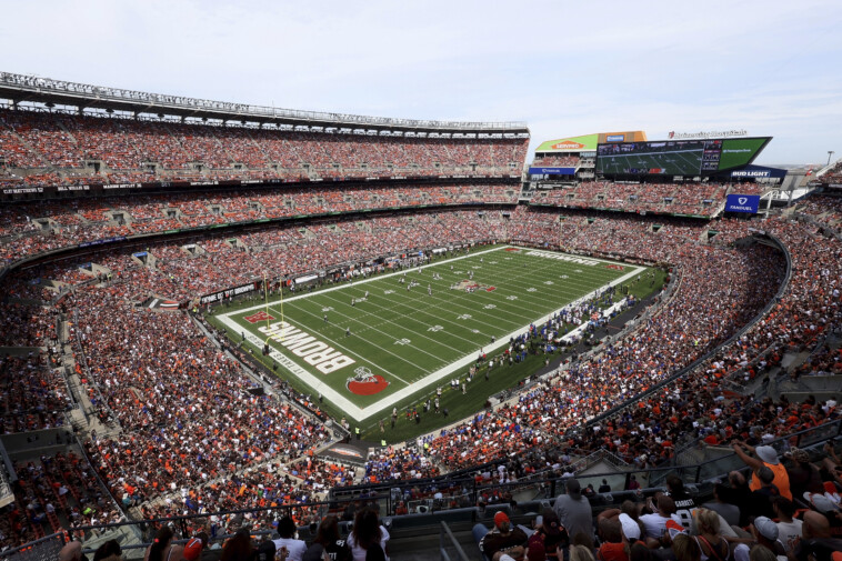 city-of-cleveland-sues-browns-over-$2.4-billion-stadium-decision