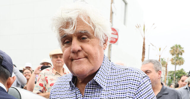 video:-jay-leno-serves-$21,000-worth-of-ribs,-chicken-to-los-angeles-firefighters