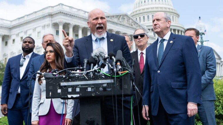 house-freedom-caucus-to-draw-battle-lines-on-reconciliation-fight-after-presenting-plan-to-trump