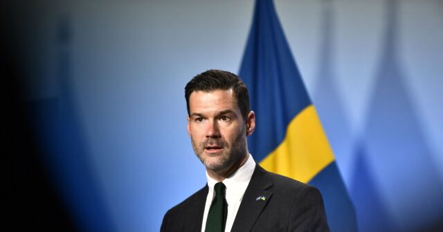 sweden-to-step-up-restrictions-for-citizenship,-as-approved-asylum-permits-fall-to-40-year-low