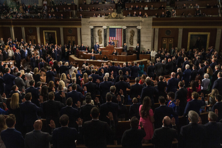 progressive-congressional-staffers-roasted-over-‘tone-deaf’-demand-for-32-hour-work-week