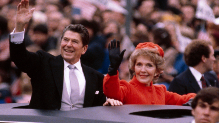 trump-to-be-inaugurated-inside:-last-ceremony-held-indoors-was-reagan’s-in-1985