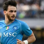 napoli’s-kvaratskhelia-completes-psg-transfer