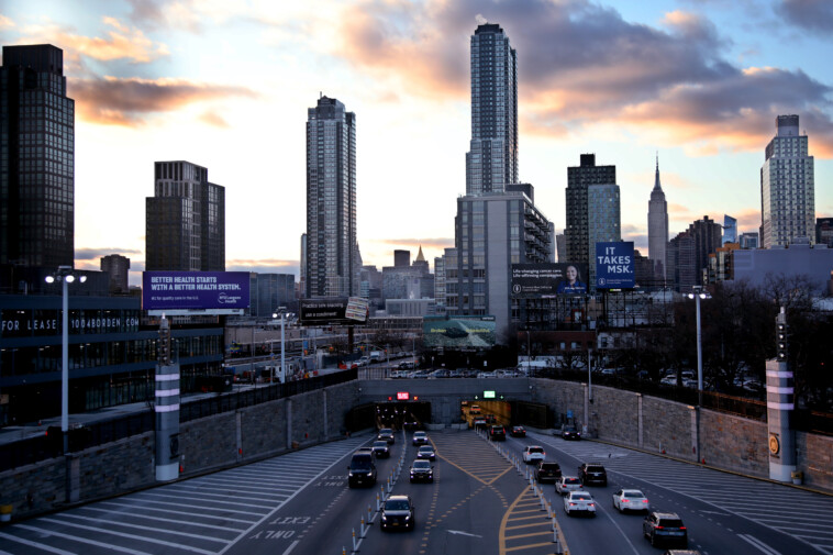 queens,-bronx-highways-among-nation’s-best-roads-for-billboard-advertising