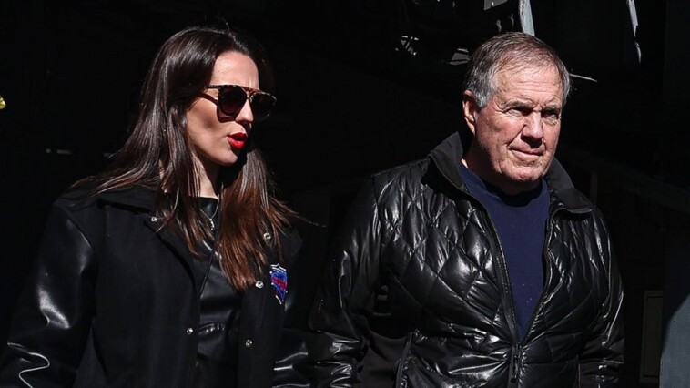 bill-belichick’s-girlfriend-seemingly-shuts-down-rumors-coach-will-leave-north-carolina-for-nfl