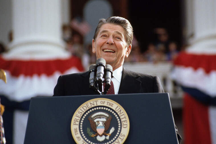 revisiting-reagan’s-1985-indoor-inauguration-ahead-of-trump’s-inside-us.-capitol-rotunda